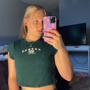 Graphic Crop Tops. Green and White. Size L